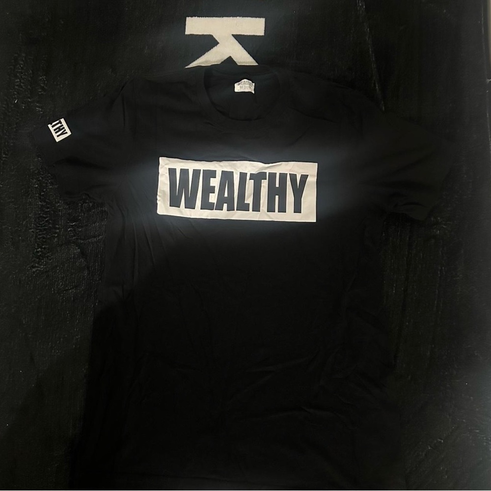 Wealthy Black T-Shirt